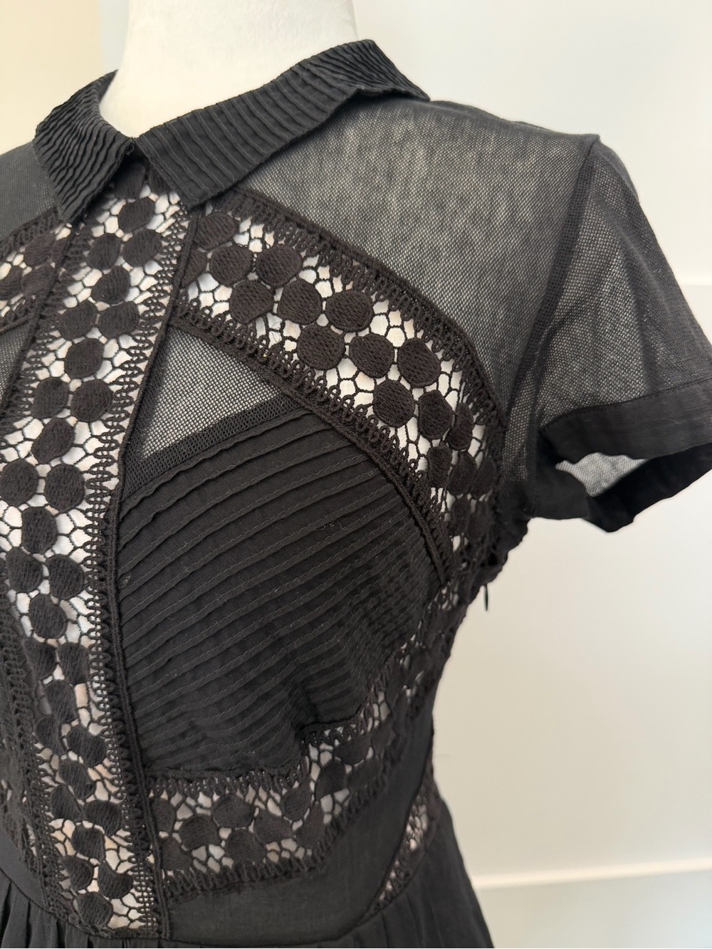 Free People Black Lace Cap Sleeve Whimsigoth Mini Dress Size 12 - Picture 4 of 14